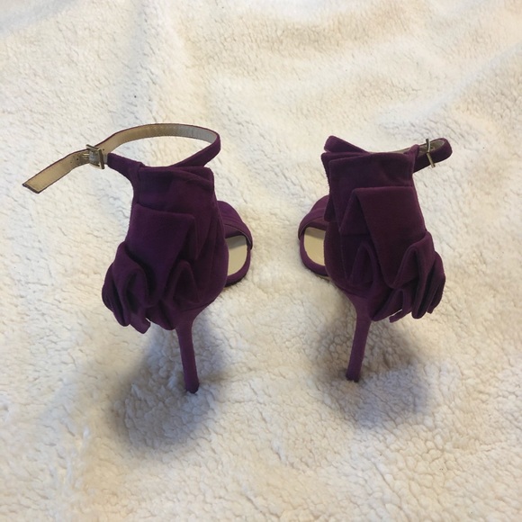 Jimmy Choo Hand-Pleated ‘Kerry’ Ruffled Sandals - Picture 8 of 8